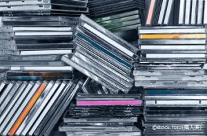 保有CDの廃棄　～アナログ世代の奮闘～
